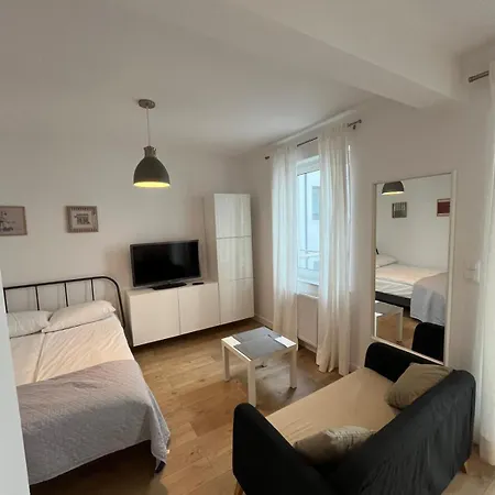 Mieszkanie W Centrum Poznania Apartamento *